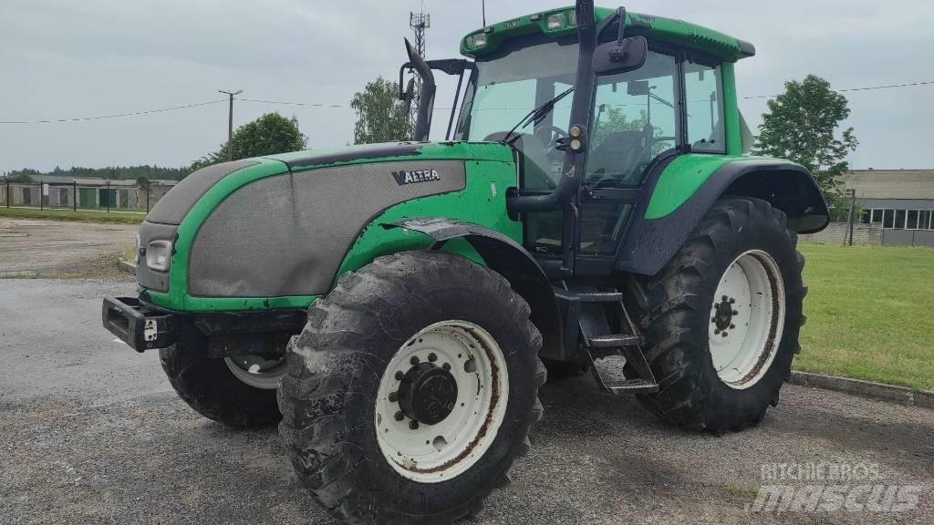 Valtra T170 Трактора