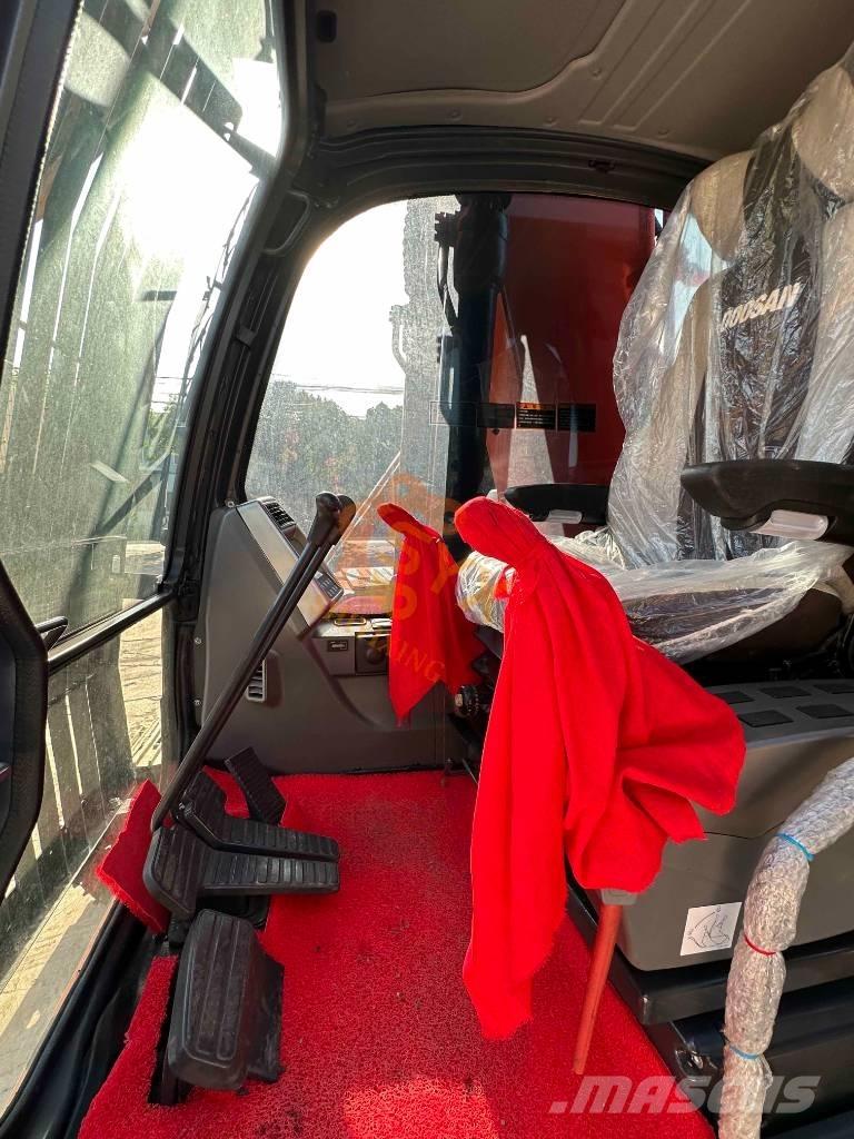 Doosan DX 225 LC Гусеничные экскаваторы