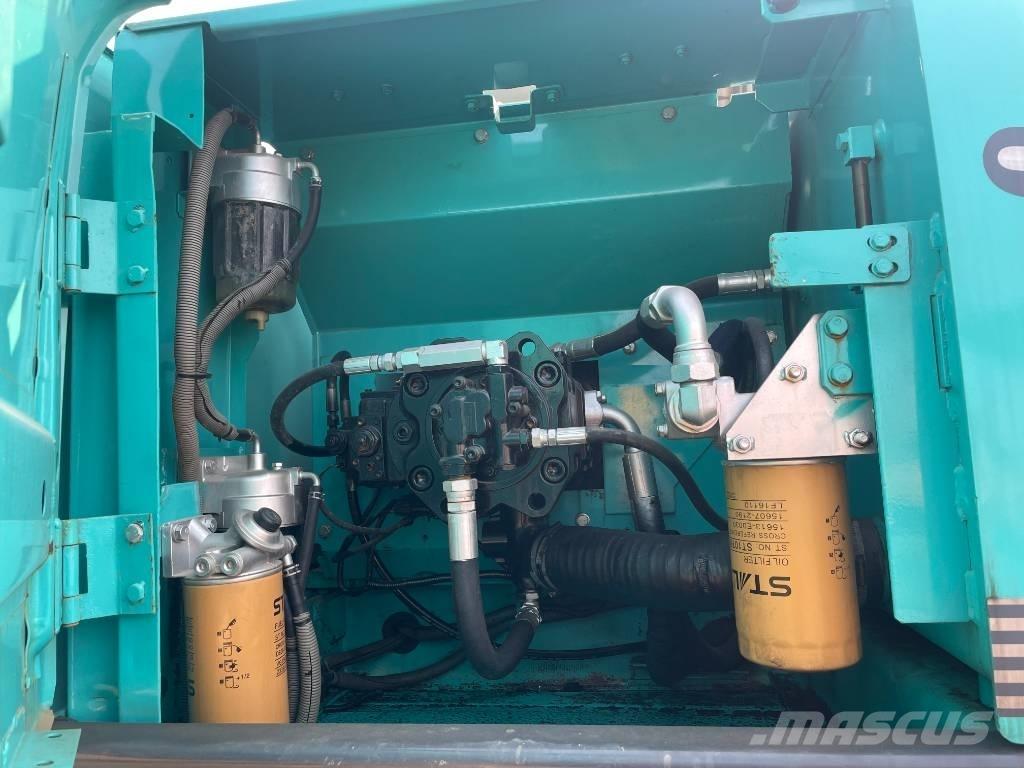 Kobelco SK 200 Гусеничные экскаваторы