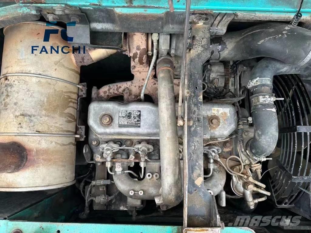 Kobelco SK 135 SR Гусеничные экскаваторы