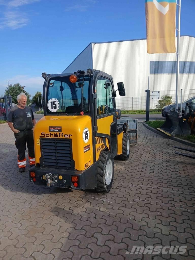 Schäffer 2428 SLT Мини-погрузчики