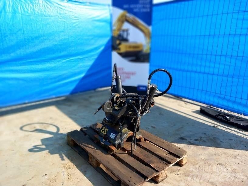 Komatsu PC88MR-8 Гидравлические ротаторы