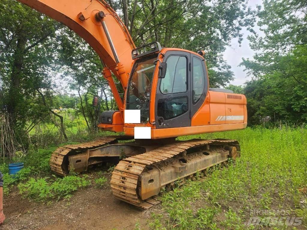 Doosan DX 220 LCA Гусеничные экскаваторы