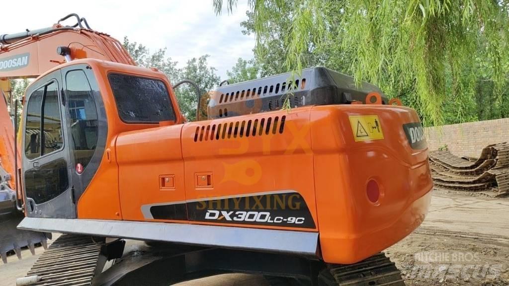 Doosan DX300LC-9C Гусеничные экскаваторы