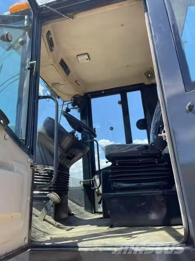 XCMG XS 223 J Грунтовые катки