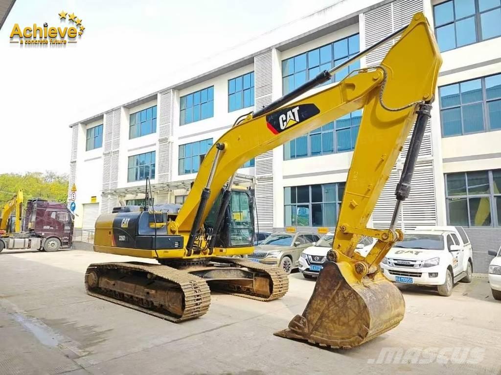 CAT 326D2L Гусеничные экскаваторы