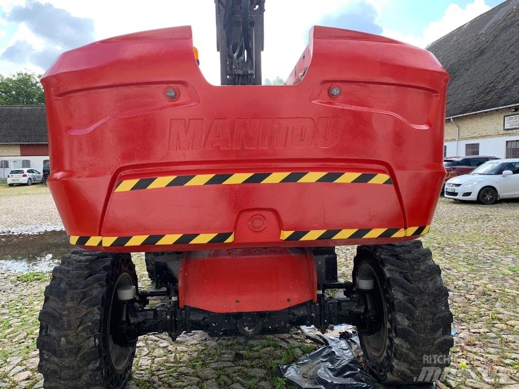 Manitou 220TJ+ Телескопические подъемники