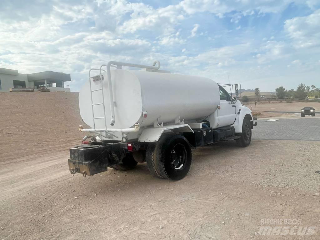 Ford F 750 XLT Поливочные машины