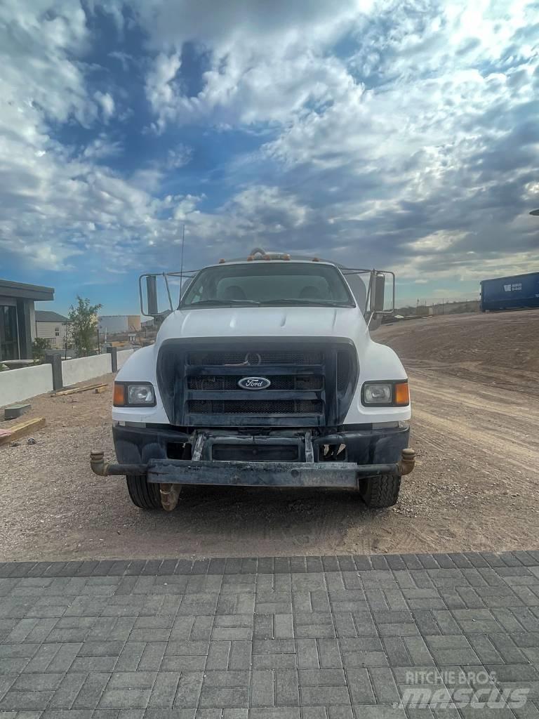 Ford F 750 XLT Поливочные машины