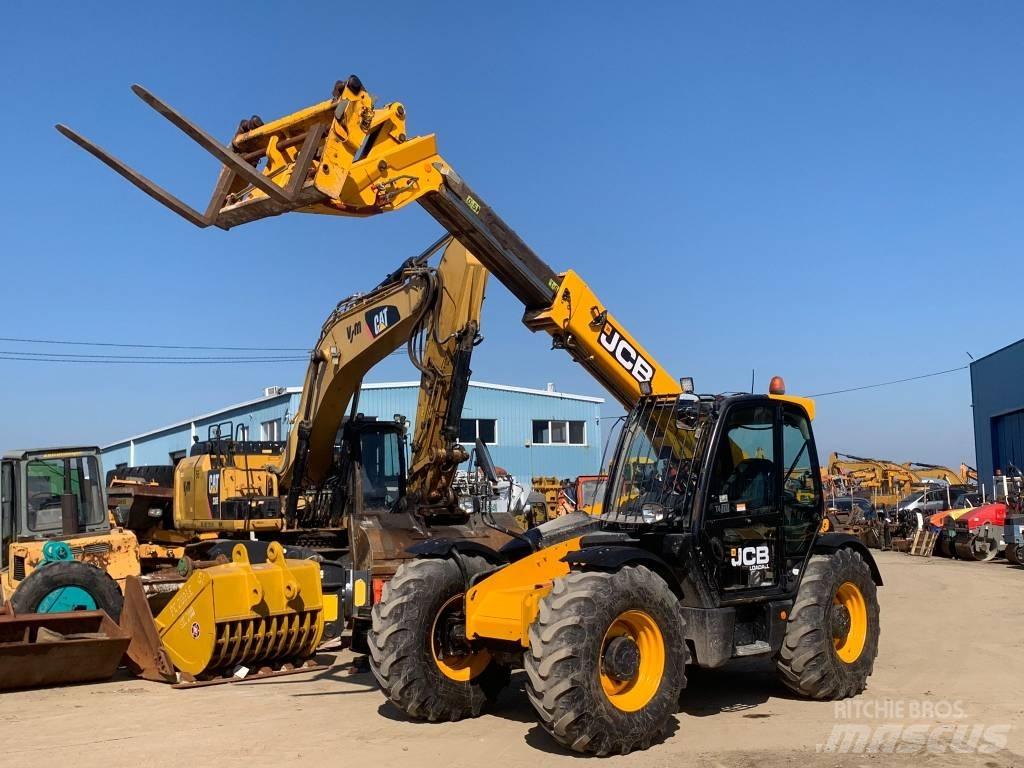 JCB 531-70 Сельскохозяйственные телескопические погрузчики