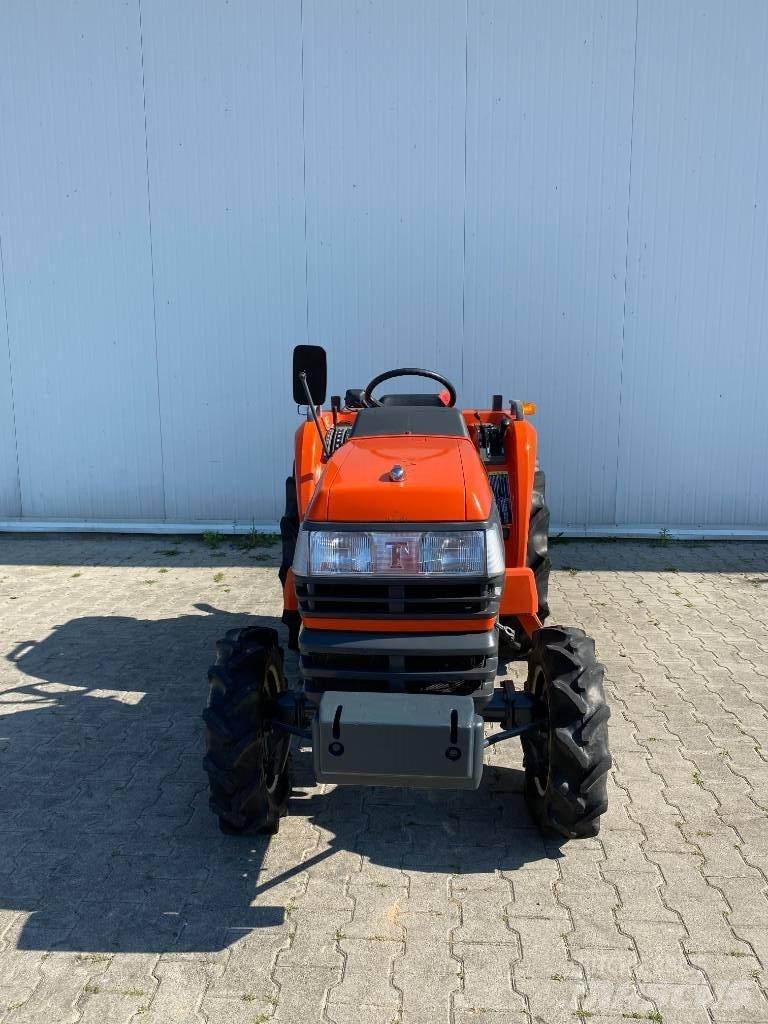 Kubota T 22 Коммунальные тракторы