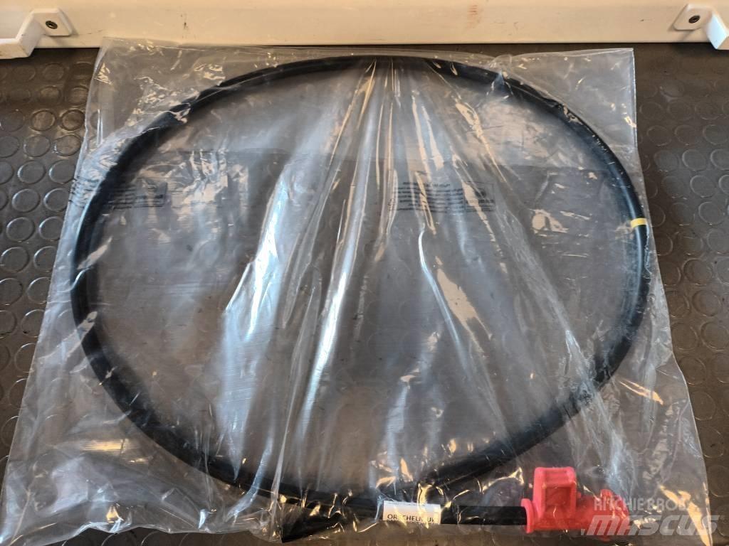 Volvo PIPE 21872077 Коммерческий транспорт - Другие