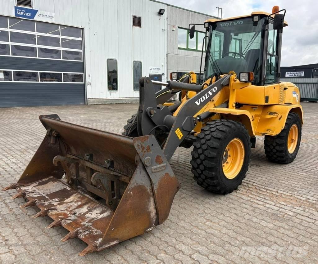 Volvo L 35 G Фронтальные погрузчики