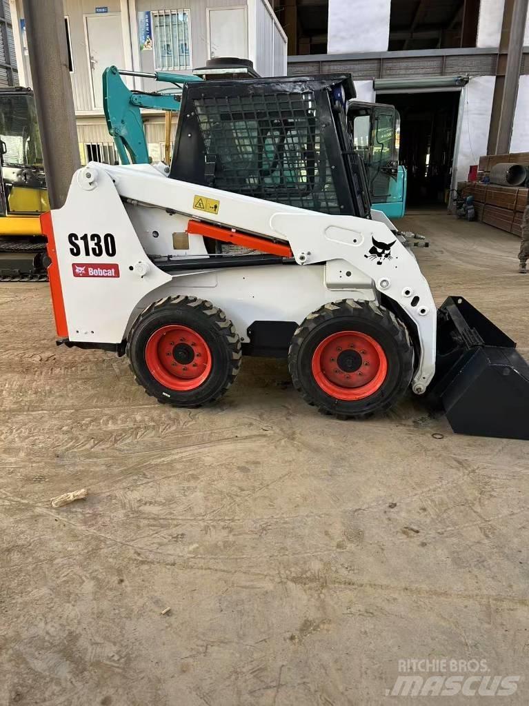 Bobcat S130 Мини-погрузчики