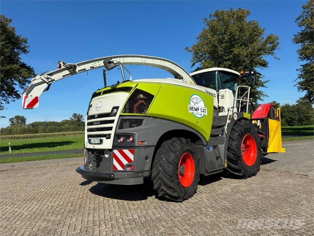 CLAAS Jaguar 950 Прицепные кормоуборочные комбайны