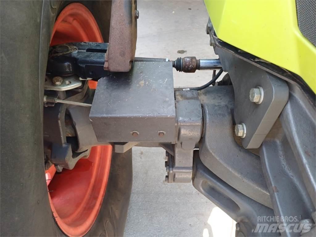 CLAAS Axion 850 Трактора