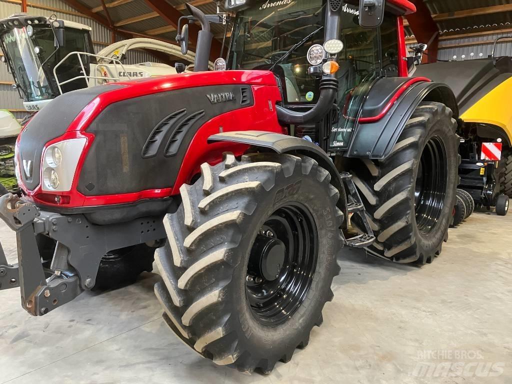 Valtra T 153 HT Трактора