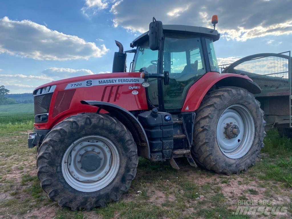 Massey Ferguson 7726 Трактора