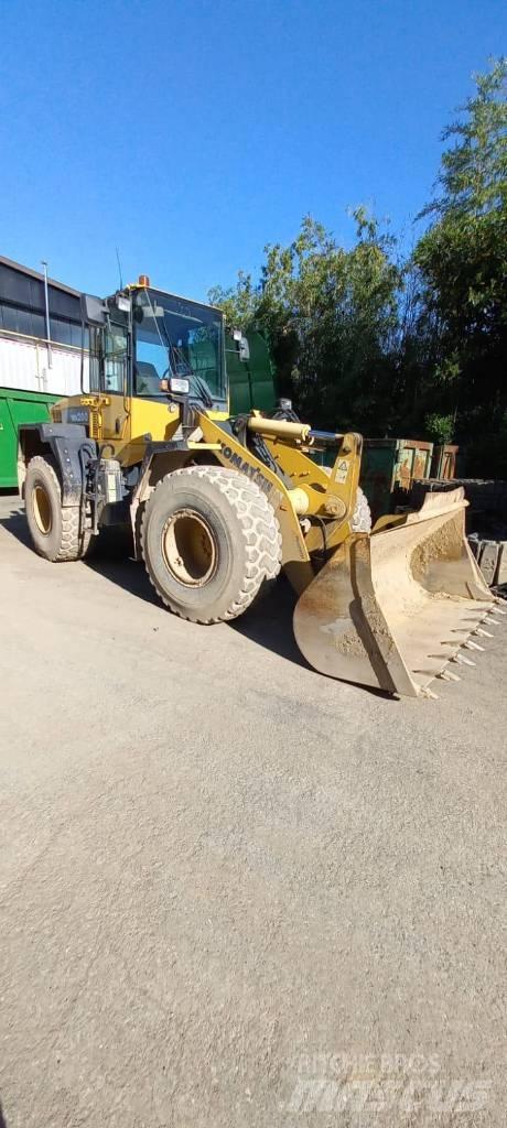 Komatsu WA 200 PT-5 Фронтальные погрузчики