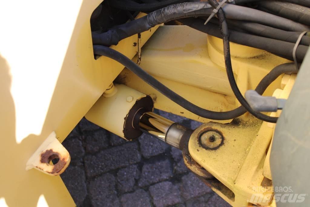 Bomag BW 144 AC-2 Катки тротуарные