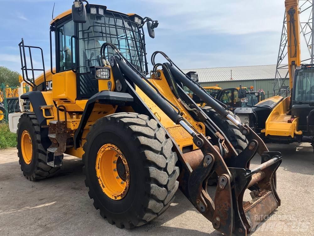 JCB 437 Фронтальные погрузчики
