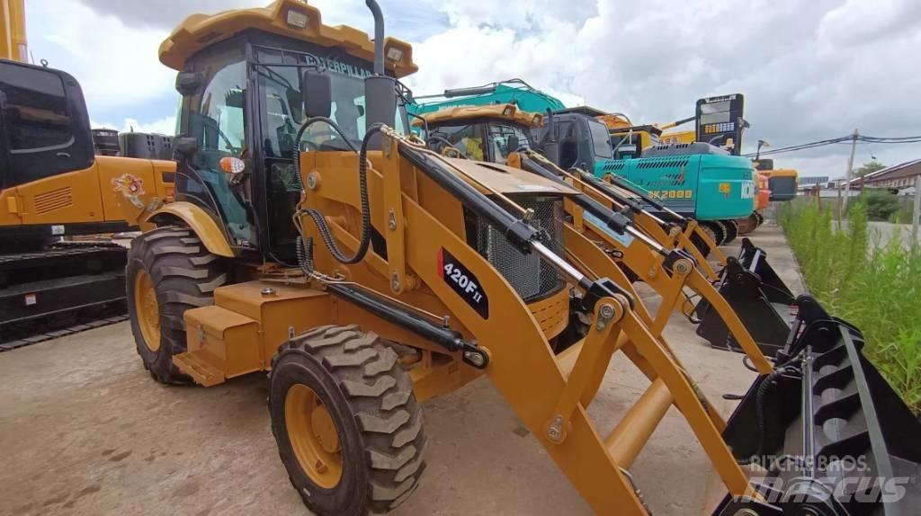 CAT 420 F Экскаваторы-погрузчики