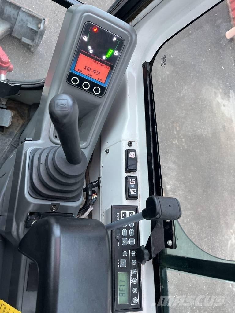 Takeuchi TB 216 Мини-экскаваторы