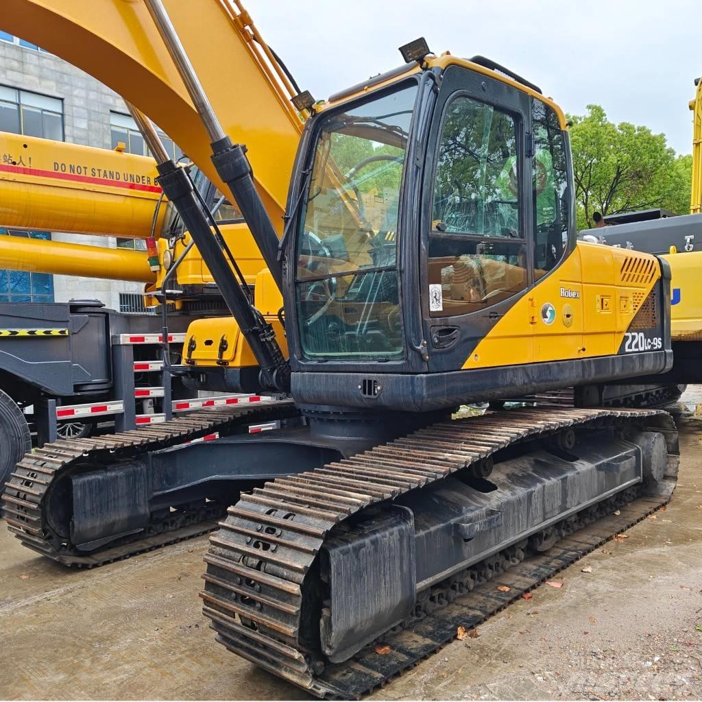 Hyundai R220LC-9S Гусеничные экскаваторы