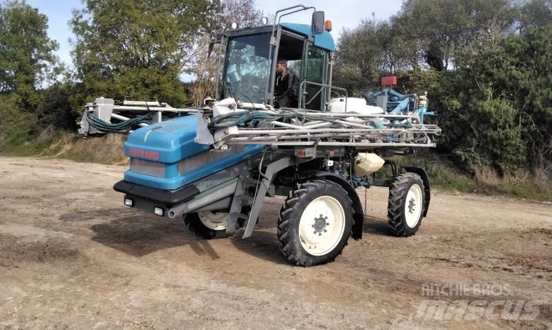 Evrard Alpha 2500 Самоходные опрыскиватели