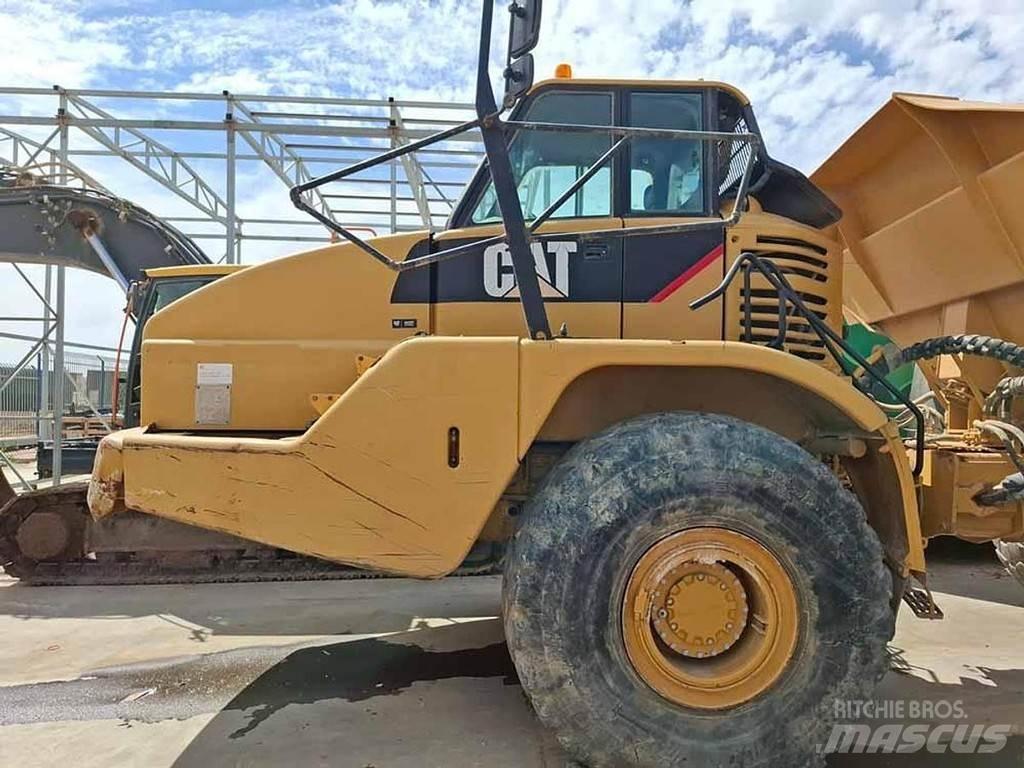 CAT 740 Специальные грузовики