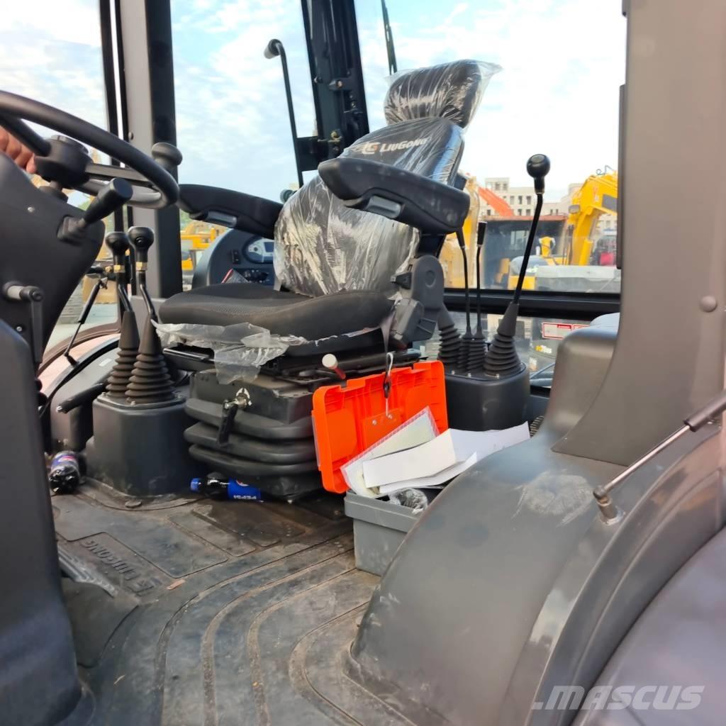 LiuGong CLG 777 A Экскаваторы-погрузчики