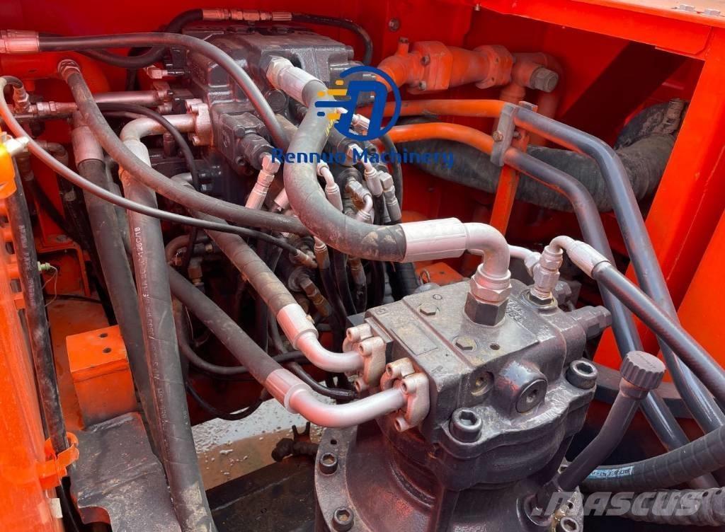 Doosan DX 300 Гусеничные экскаваторы