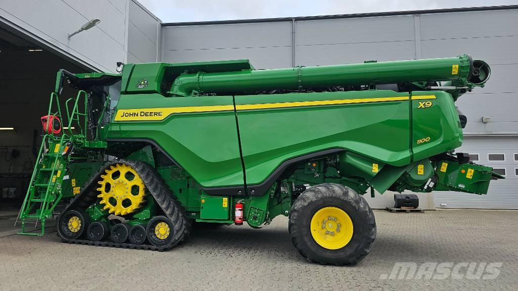 John Deere X9 1100 Зерноуборочные комбайны