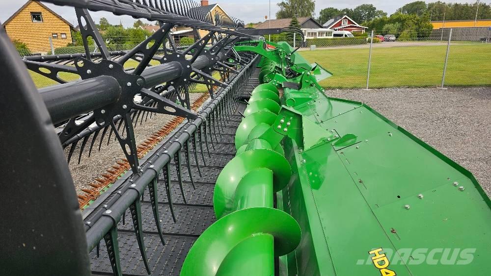 John Deere X9 1100 Зерноуборочные комбайны