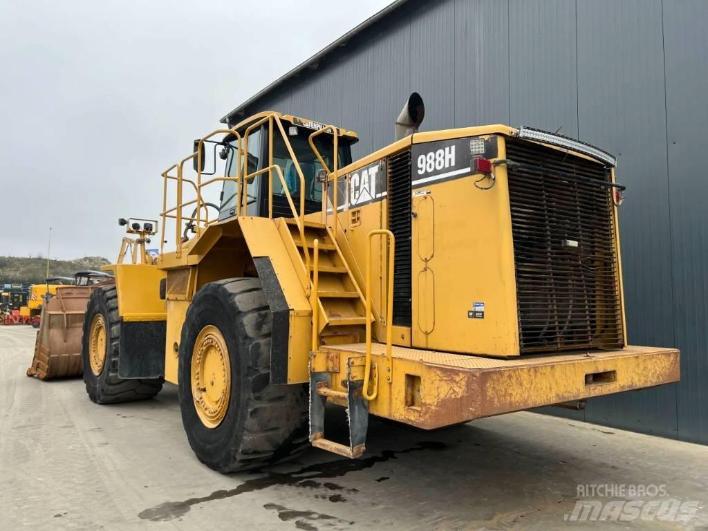 CAT 988H Фронтальные погрузчики