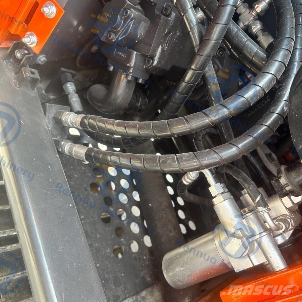 Hitachi ZX70 Гусеничные экскаваторы