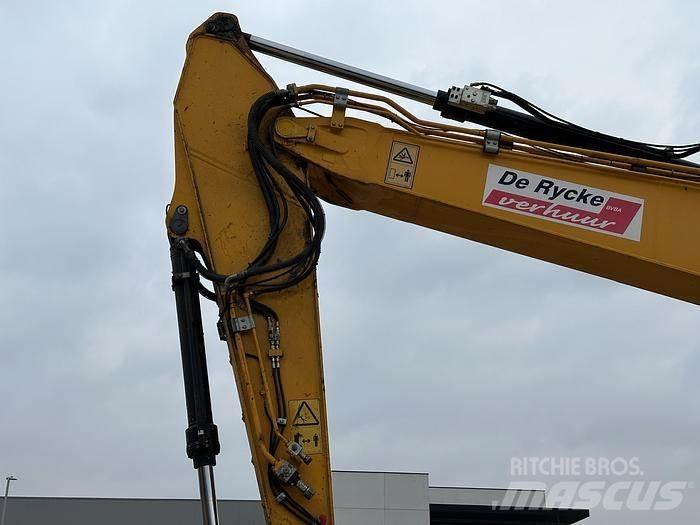 JCB 220X-LC Гусеничные экскаваторы