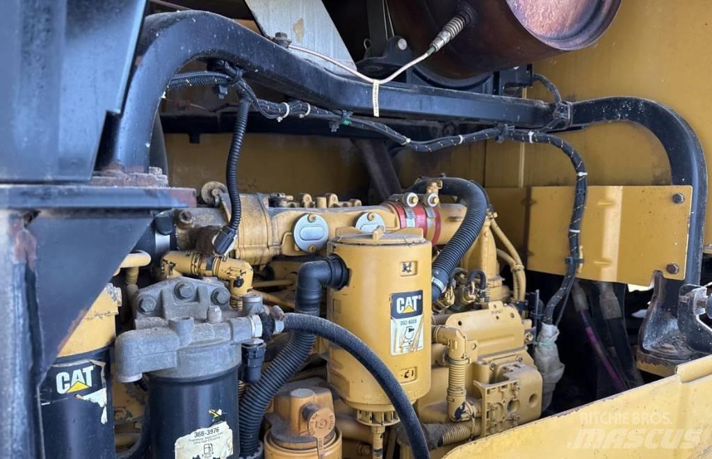 CAT 938 K Фронтальные погрузчики