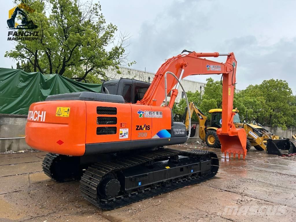 Hitachi ZX200 Малые экскаваторы 7т-12т