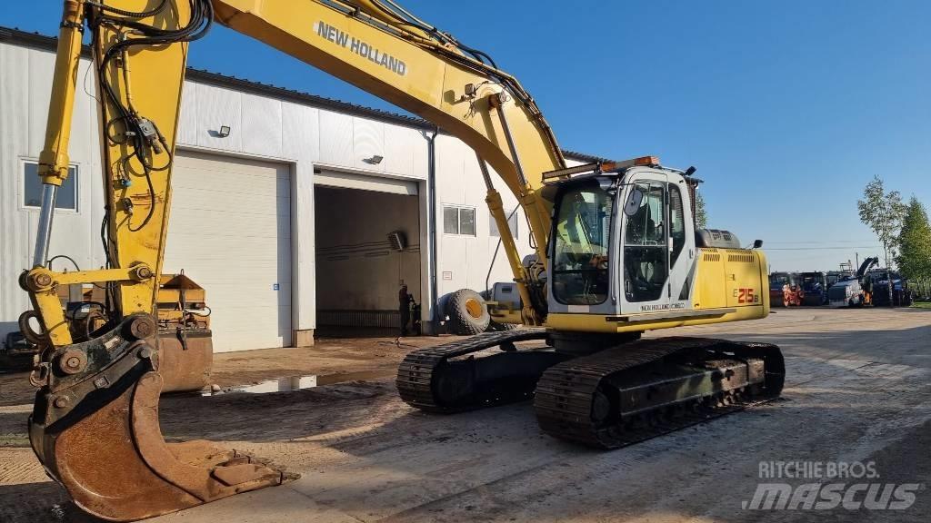 New Holland E 215 B Гусеничные экскаваторы
