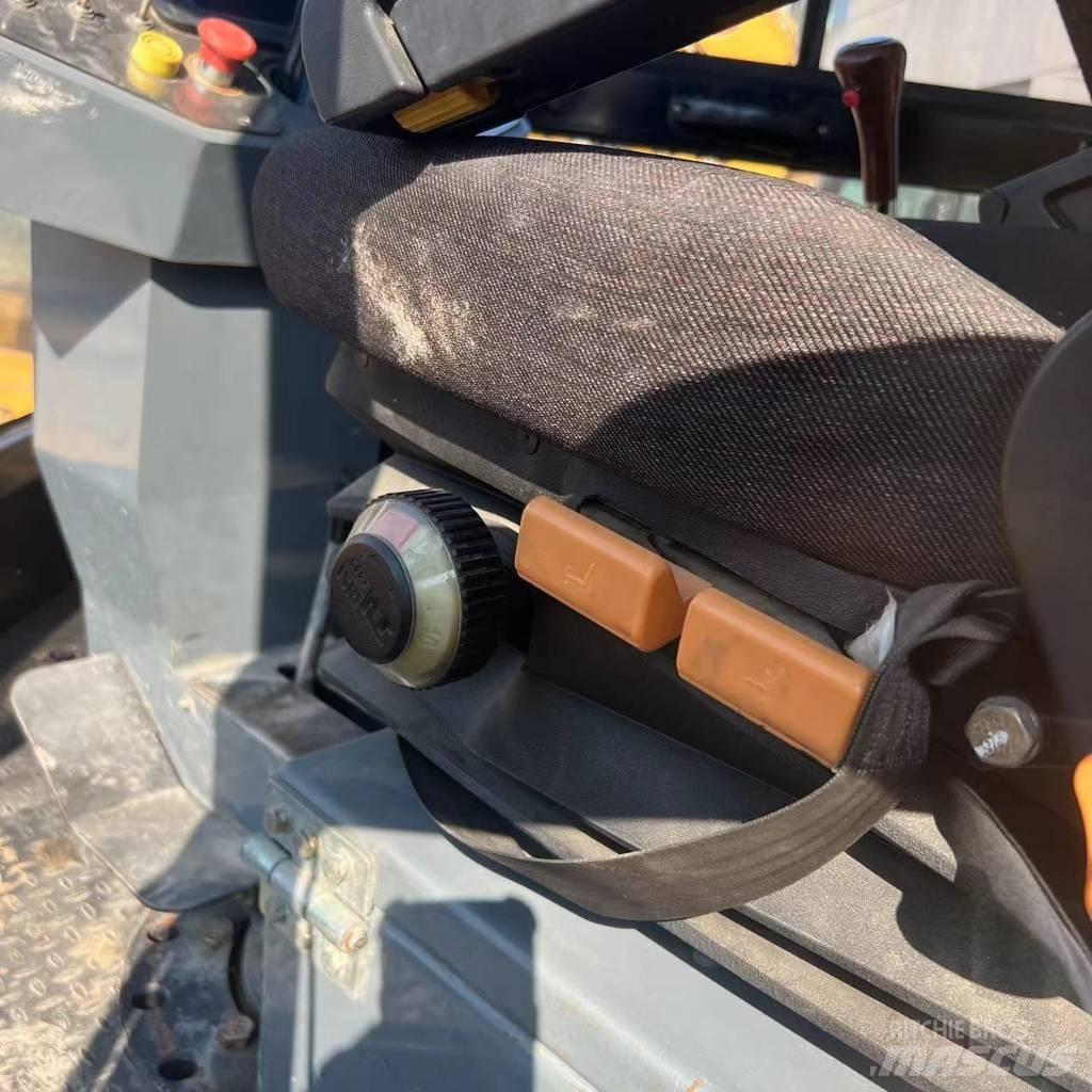 Sany STR 130 C-8S Катки тротуарные
