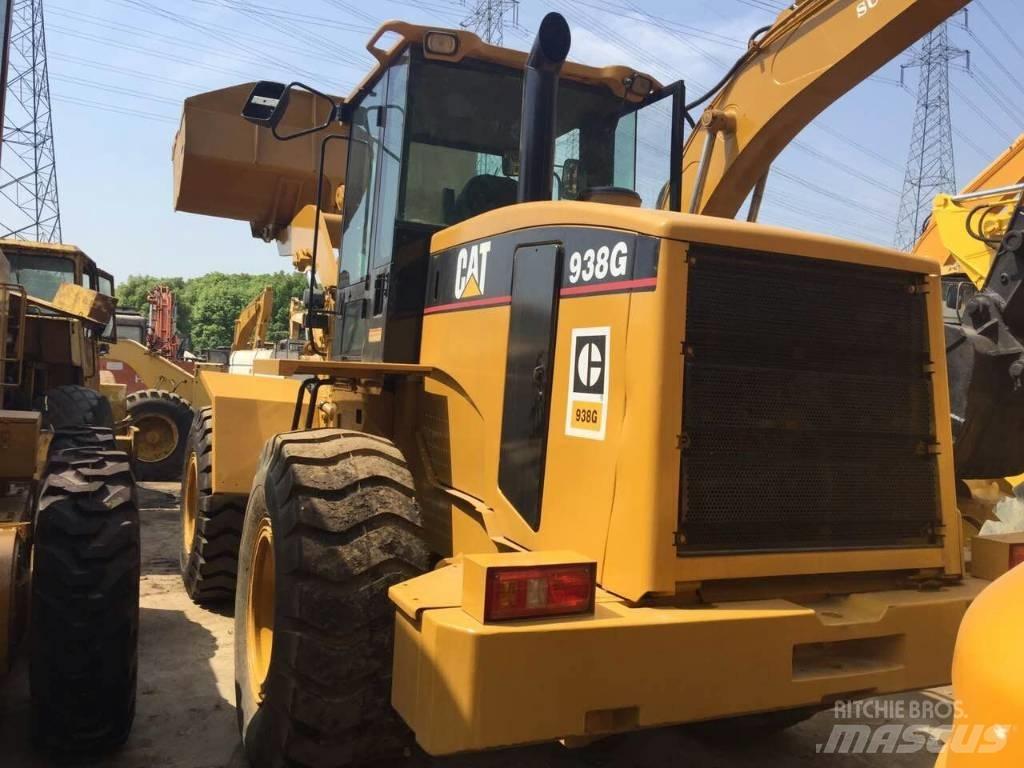 CAT 938 G Фронтальные погрузчики