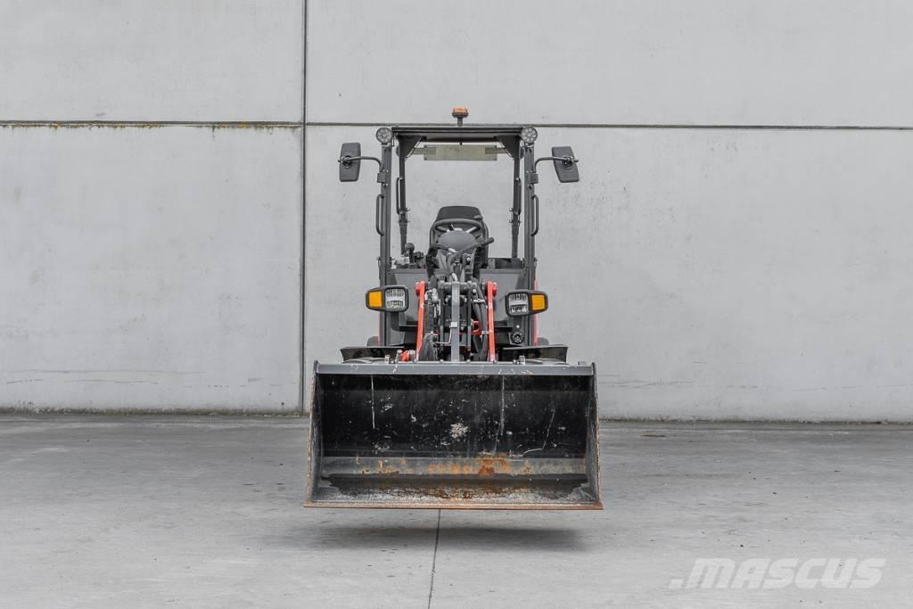 Manitou MLA 3-25 HC Малые погрузчики