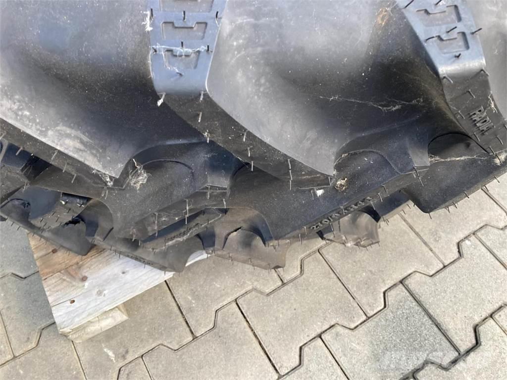 BKT 270/95R46 Шины и колёса