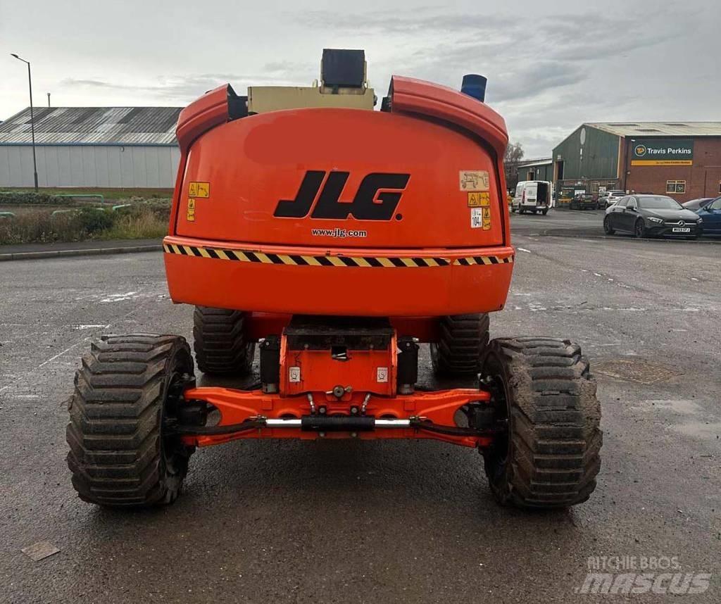 JLG 450 AJ Коленчатые подъемники