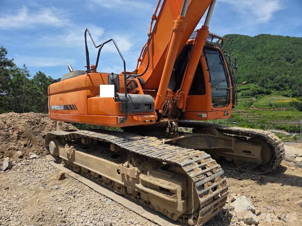 Doosan DX 300 LCA Гусеничные экскаваторы