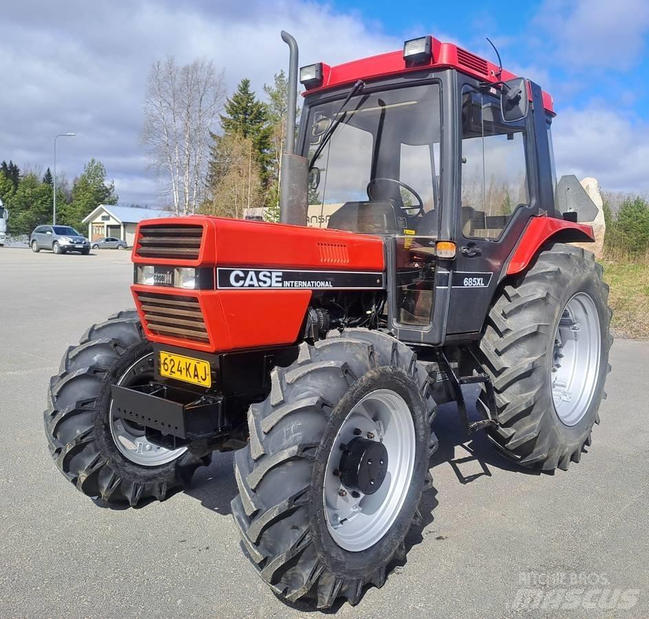 Case IH 685 XL Трактора