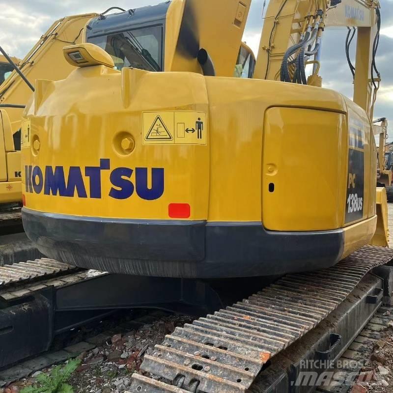 Komatsu PC 138 Гусеничные экскаваторы