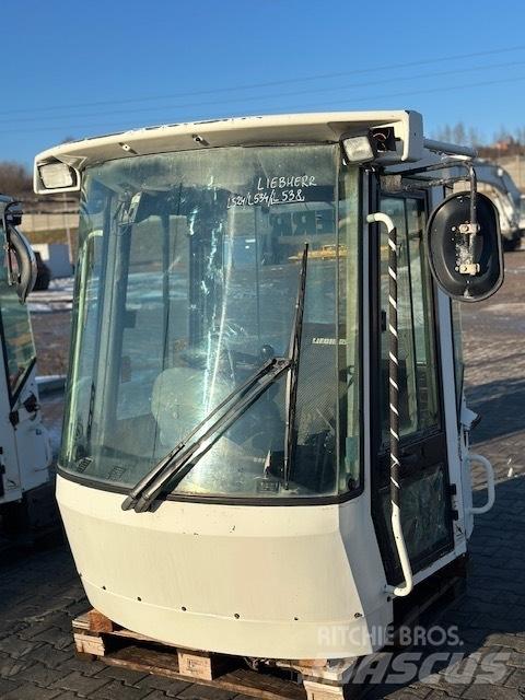 Liebherr L 538 CAB Кабины и интерьер