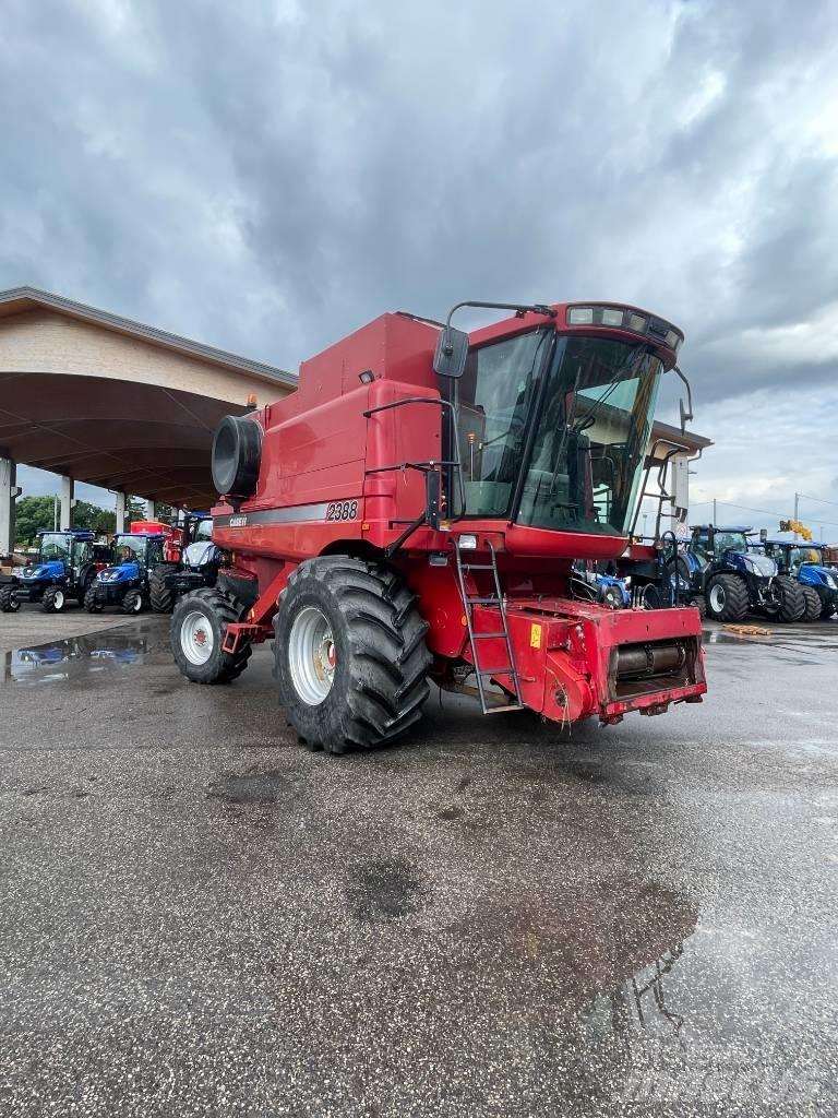 Case IH 2388 Зерноуборочные комбайны